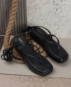 Kiravi The Classic Black V-Shaped Gladiators